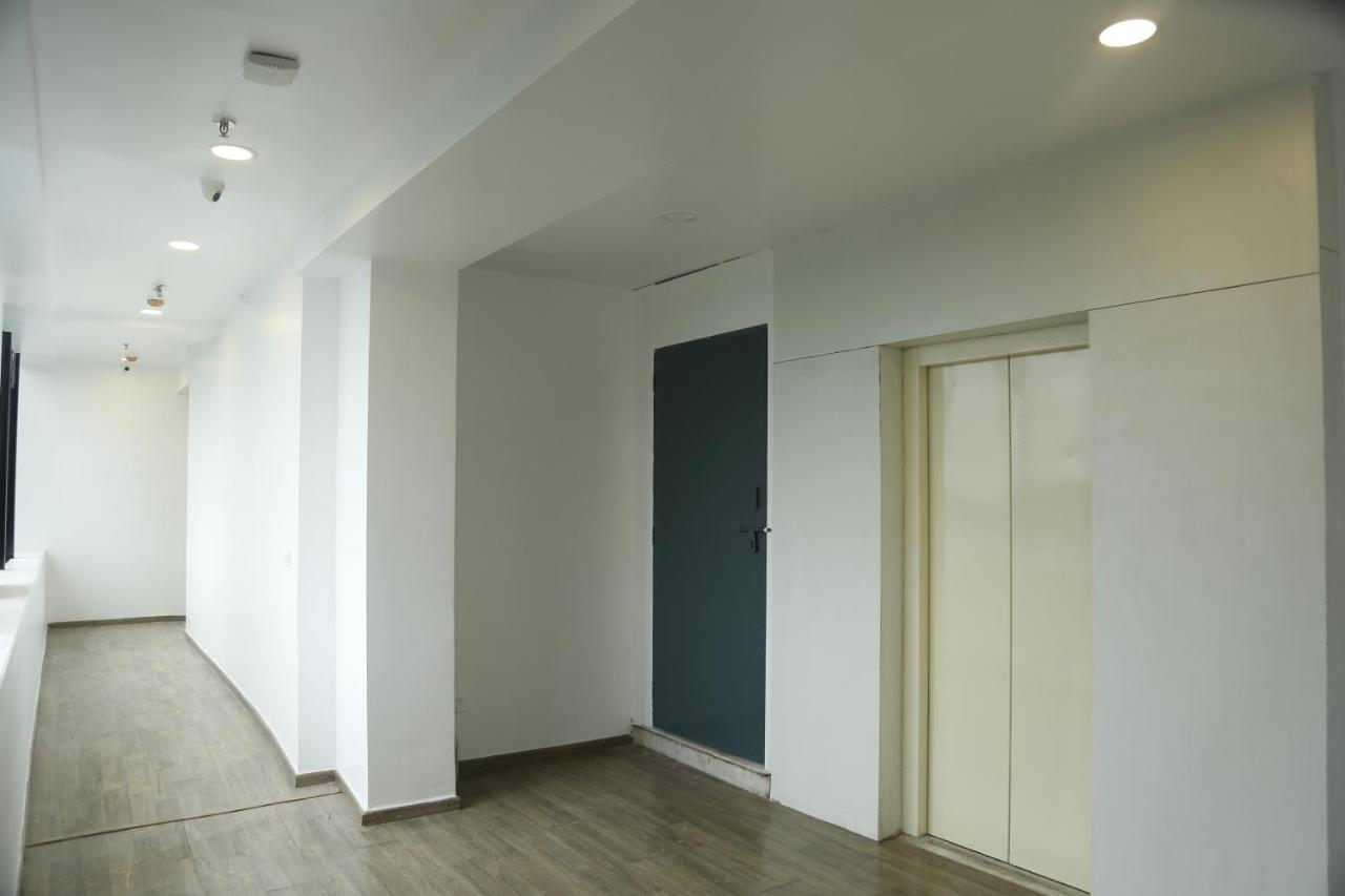 Uptown Hotel Нагпур Экстерьер фото
